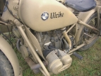 Motocykl BMW R-75 se sidecarem